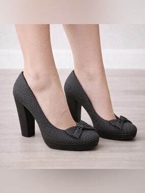 Ann Marino Black & White Polka Dot Heels Size 8.5